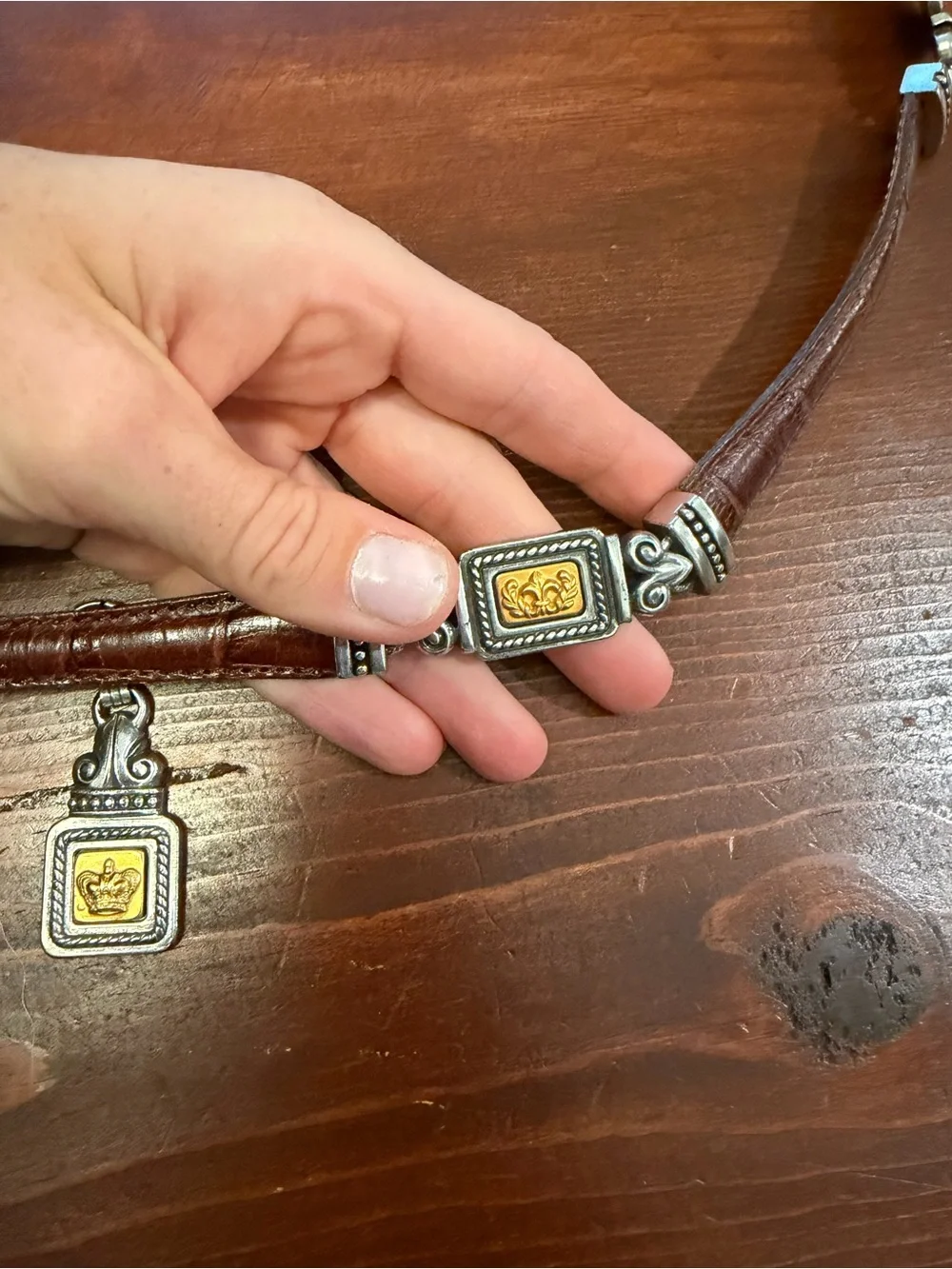 1996 Branded metal and leather accent belt